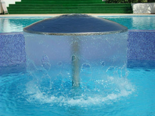 fiona-construct-piscina-infinity-hotel-004